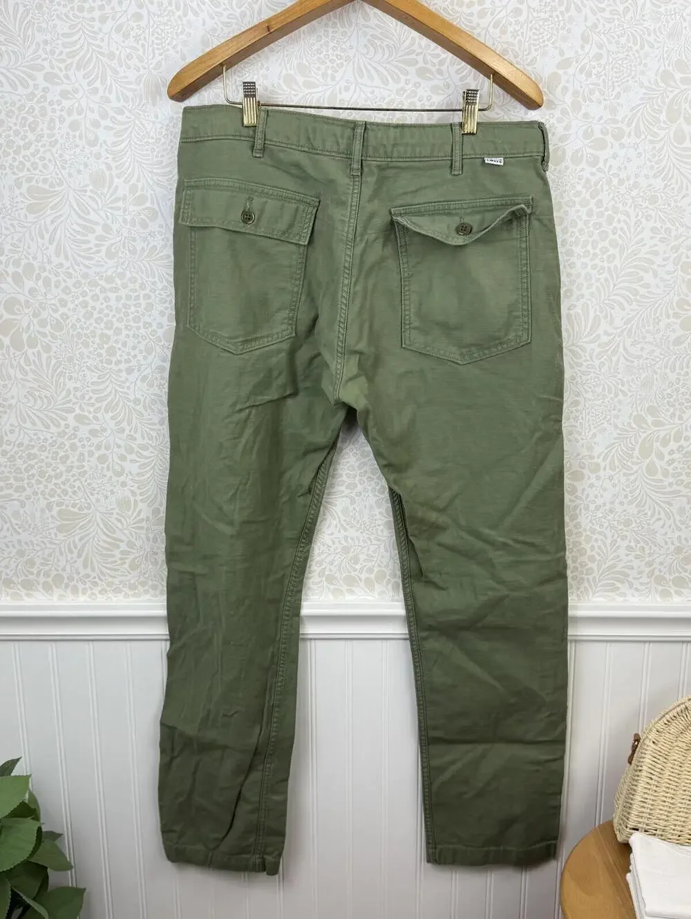 Levi's Men's Green Loose Straight Drawstring Surplus Utility Pant - Size - 34x32